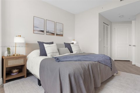 Condominio en alquiler en Miami, Florida, 2 dormitorios, 157.38 m2 № 1895952 - foto 23