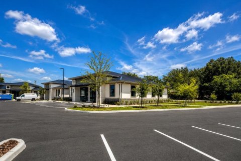 Immobilier commercial à louer à Oakland, Floride: 278.71 m2 № 2130330 - photo 3