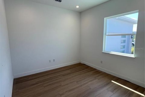 Villa ou maison à vendre à Apopka, Floride: 5 chambres, 370.4 m2 № 2130930 - photo 13
