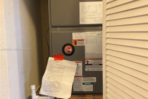 Снять в аренду коммерческую недвижимость в Майами, Флорида 179.3м2, № 1992286 - фото 14