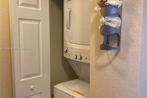 Снять в аренду коммерческую недвижимость в Майами, Флорида 179.3м2, № 1992286 - фото 11