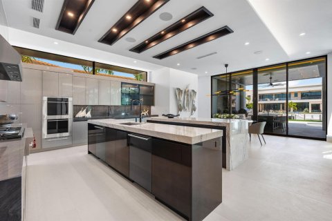 Villa ou maison à vendre à Boca Raton, Floride: 6 chambres, 886.29 m2 № 2190734 - photo 16