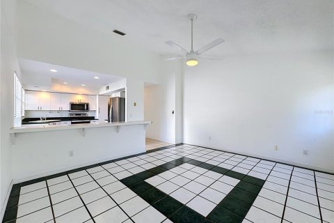 House in Bradenton, Florida 4 bedrooms, 165.18 sq.m. № 2156793 - photo 20