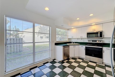 House in Bradenton, Florida 4 bedrooms, 165.18 sq.m. № 2156793 - photo 16