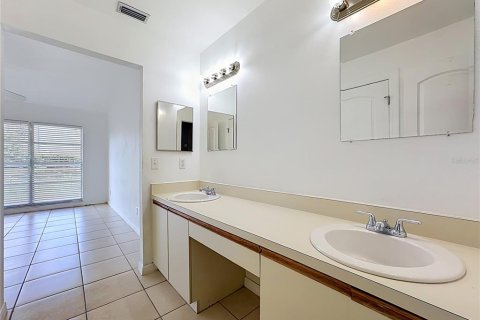 House in Bradenton, Florida 4 bedrooms, 165.18 sq.m. № 2156793 - photo 27