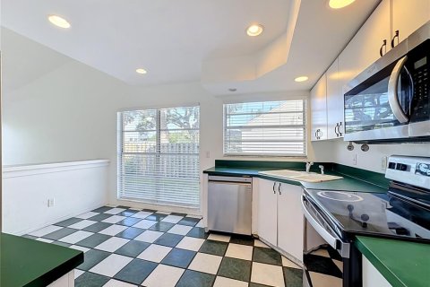 House in Bradenton, Florida 4 bedrooms, 165.18 sq.m. № 2156793 - photo 14
