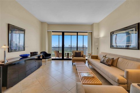 Condo in Aventura, Florida, 2 bedrooms  № 2088515 - photo 3