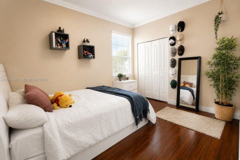 House in Homestead, Florida 6 bedrooms, 276.85 sq.m. № 2192137 - photo 20