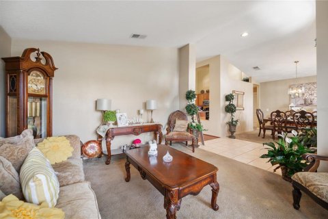 Casa en venta en Brandon, Florida, 4 dormitorios, 238.85 m2 № 2386115 - foto 12