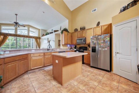 Casa en venta en Brandon, Florida, 4 dormitorios, 238.85 m2 № 2386115 - foto 16