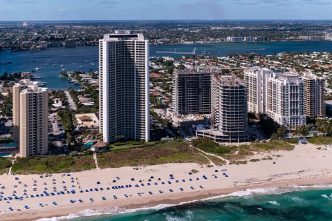 Copropriété à louer à Riviera Beach, Floride: 2 chambres, 113.25 m2 № 1161764 - photo 1