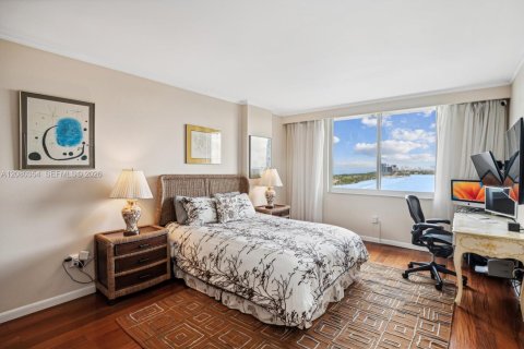 Copropriété à vendre à Sunny Isles Beach, Floride: 2 chambres, 120.31 m2 № 2348566 - photo 9