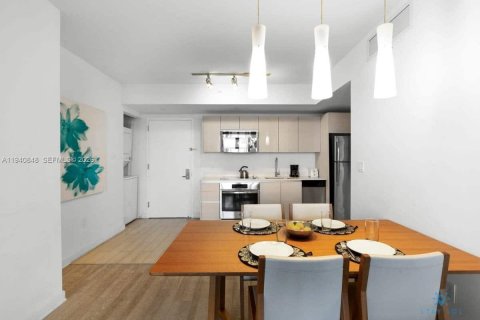 Copropriété à vendre à Hallandale Beach, Floride: 2 chambres, 95.5 m2 № 1998025 - photo 4