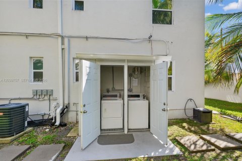 Appartement à louer à Miami, Floride: 1 chambre, 46.45 m2 № 2085803 - photo 18