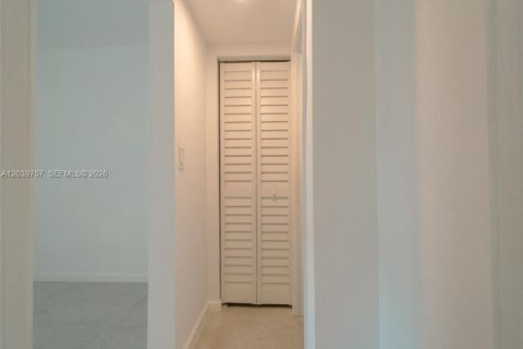 Appartement à louer à Miami, Floride: 1 chambre, 46.45 m2 № 2085803 - photo 9
