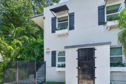 Appartement à louer à Miami, Floride: 1 chambre, 46.45 m2 № 2085803 - photo 2