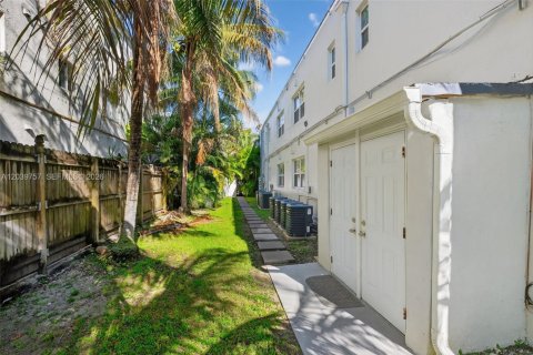 Appartement à louer à Miami, Floride: 1 chambre, 46.45 m2 № 2085803 - photo 17