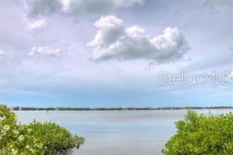 Condo in Sarasota, Florida, 3 bedrooms  № 1615553 - photo 24