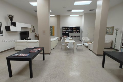 Condominio en venta en Sunny Isles Beach, Florida, 1 dormitorio, 102.56 m2 № 1992468 - foto 23