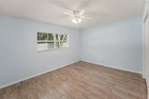 Villa ou maison à vendre à Tampa, Floride: 4 chambres, 225.01 m2 № 2398943 - photo 20