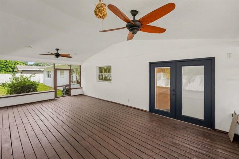 Villa ou maison à vendre à Tampa, Floride: 4 chambres, 225.01 m2 № 2398943 - photo 28