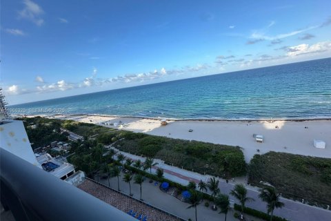 Copropriété à vendre à Miami Beach, Floride: 2 chambres, 154.87 m2 № 2027982 - photo 4