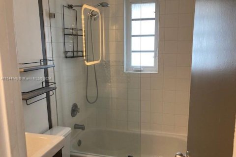 Condominio en venta en Miami Beach, Florida, 1 dormitorio, 44.59 m2 № 1985173 - foto 9