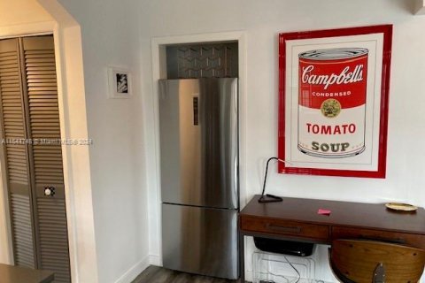 Condominio en venta en Miami Beach, Florida, 1 dormitorio, 44.59 m2 № 1985173 - foto 7