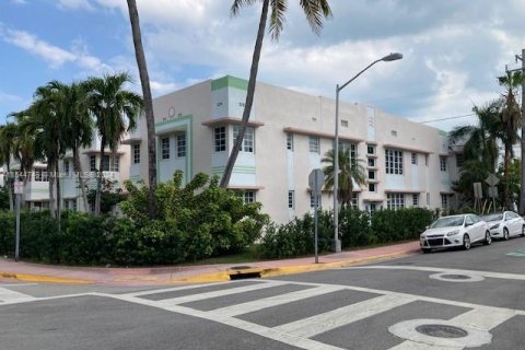 Condominio en venta en Miami Beach, Florida, 1 dormitorio, 44.59 m2 № 1985173 - foto 12