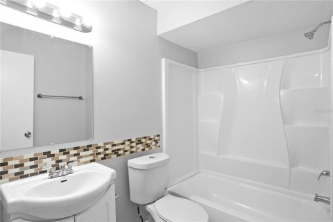 Casa en venta en Orlando, Florida, 3 dormitorios, 117.61 m2 № 1804875 - foto 22