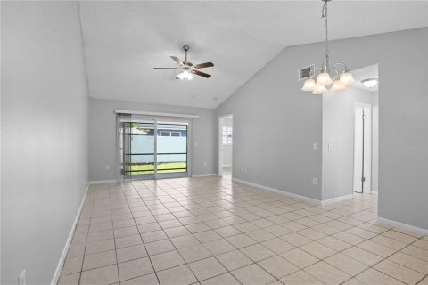 Casa en venta en Orlando, Florida, 3 dormitorios, 117.61 m2 № 1804875 - foto 6