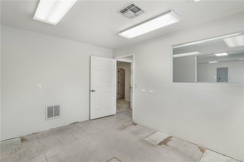 Commercial property in Dunnellon, Florida 133.78 sq.m. № 1723294 - photo 25