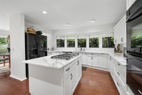 House in Ormond Beach, Florida 5 bedrooms, 296.64 sq.m. № 2227566 - photo 21