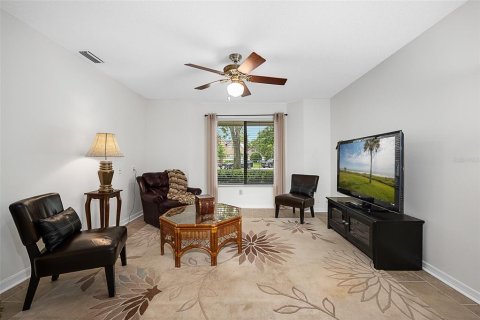 House in Ormond Beach, Florida 5 bedrooms, 296.64 sq.m. № 2227566 - photo 19
