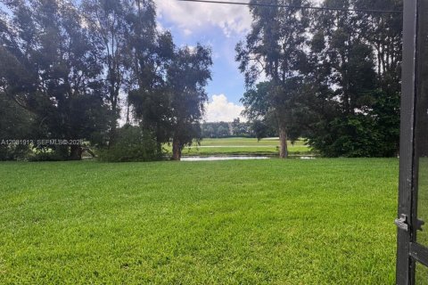 Condo à Pembroke Pines, Floride, 2 chambres № 2353087