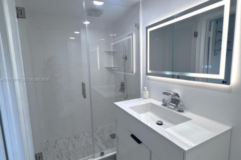 Купить кондоминиум в Пемброк-Пайнс, Флорида 2 спальни, 74.88м2, № 2353087 - фото 23
