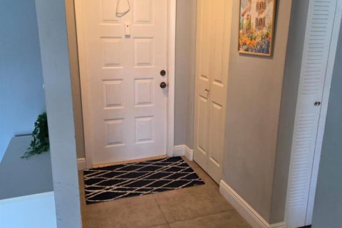 Condominio en venta en Pompano Beach, Florida, 2 dormitorios, 106.84 m2 № 2083177 - foto 2