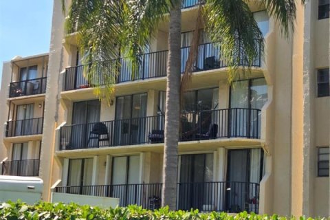 Condo à Pompano Beach, Floride, 2 chambres № 2083177