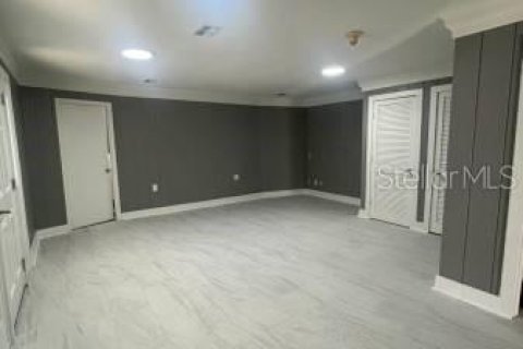 Commercial property in Largo, Florida 717.39 sq.m. № 2110245 - photo 20