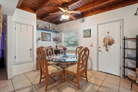 Villa ou maison à vendre à New Smyrna Beach, Floride: 2 chambres, 91.97 m2 № 1886262 - photo 13