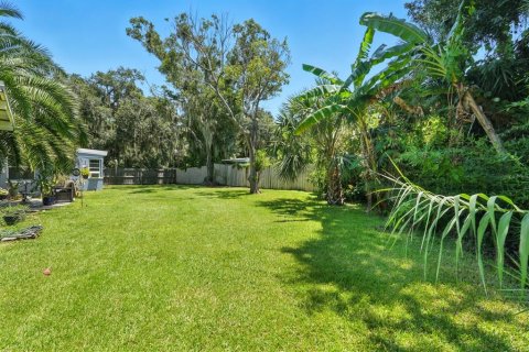 Villa ou maison à vendre à New Smyrna Beach, Floride: 2 chambres, 91.97 m2 № 1886262 - photo 20