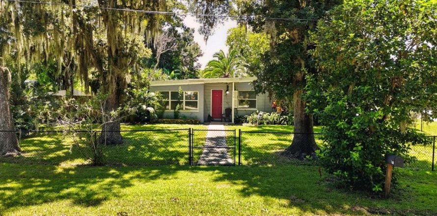 Villa ou maison à New Smyrna Beach, Floride 2 chambres, 91.97 m2 № 1886262