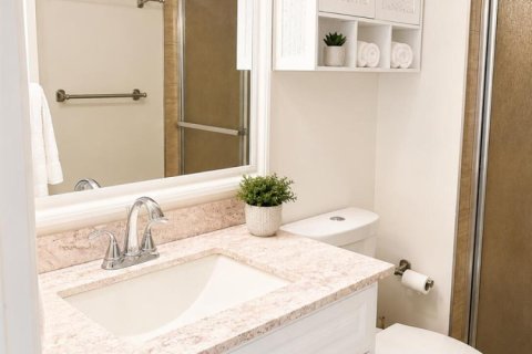 Apartment in West Palm Beach, Florida 2 bedrooms, 92.9 sq.m. № 2243845 - photo 11