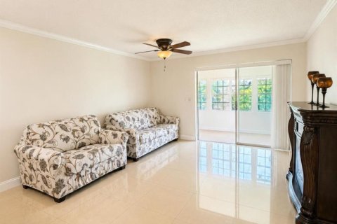 Apartment in West Palm Beach, Florida 2 bedrooms, 92.9 sq.m. № 2243845 - photo 5