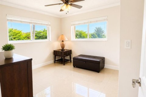 Apartment in West Palm Beach, Florida 2 bedrooms, 92.9 sq.m. № 2243845 - photo 10