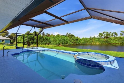 Villa ou maison à vendre à Rotonda, Floride: 3 chambres, 182.46 m2 № 2416871 - photo 22