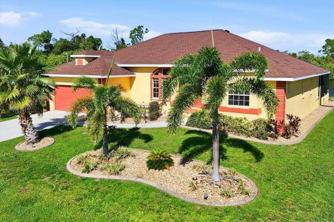Villa ou maison à vendre à Rotonda, Floride: 3 chambres, 182.46 m2 № 2416871 - photo 3