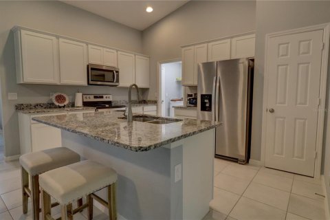 House in North Port, Florida 4 bedrooms, 169.45 sq.m. № 2156852 - photo 11