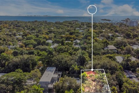 Купить коммерческую недвижимость в Майами, Флорида № 2051064 - фото 13