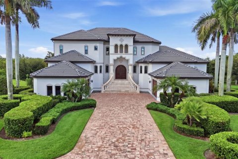 House in Port Charlotte, Florida 4 bedrooms, 525.36 sq.m. № 2304540